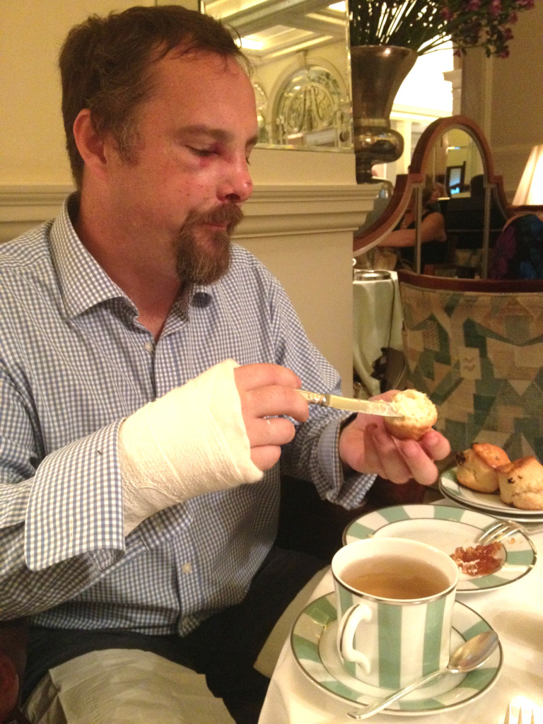 Travel-Link-Up-My-Favourite-Things-Afternoon-Tea-Claridges