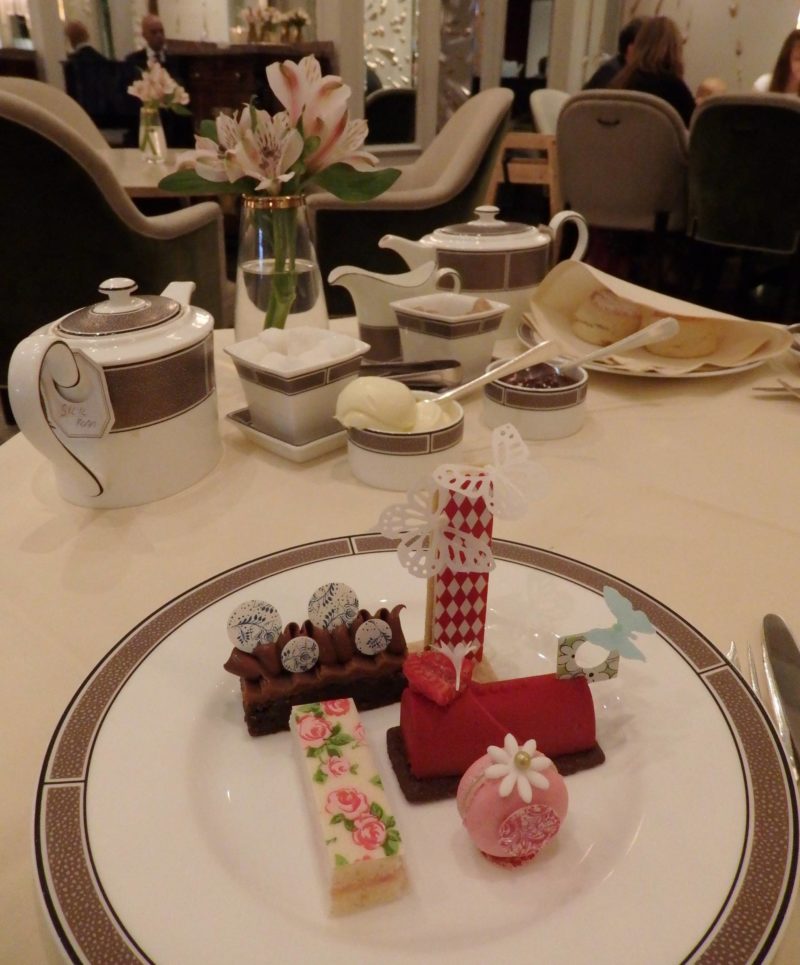 London Travel InspirationThinking of heading to London on your next vacation and wanting to eat a yummy afternoon tea. Why not read my review of the gluten free afternoon tea at The Langham London; one of London's most luxurious hotels...warning the images will make you drool! There are plenty of gluten free food travel tips and afternoon tea reviews at my blog...click this link to read more