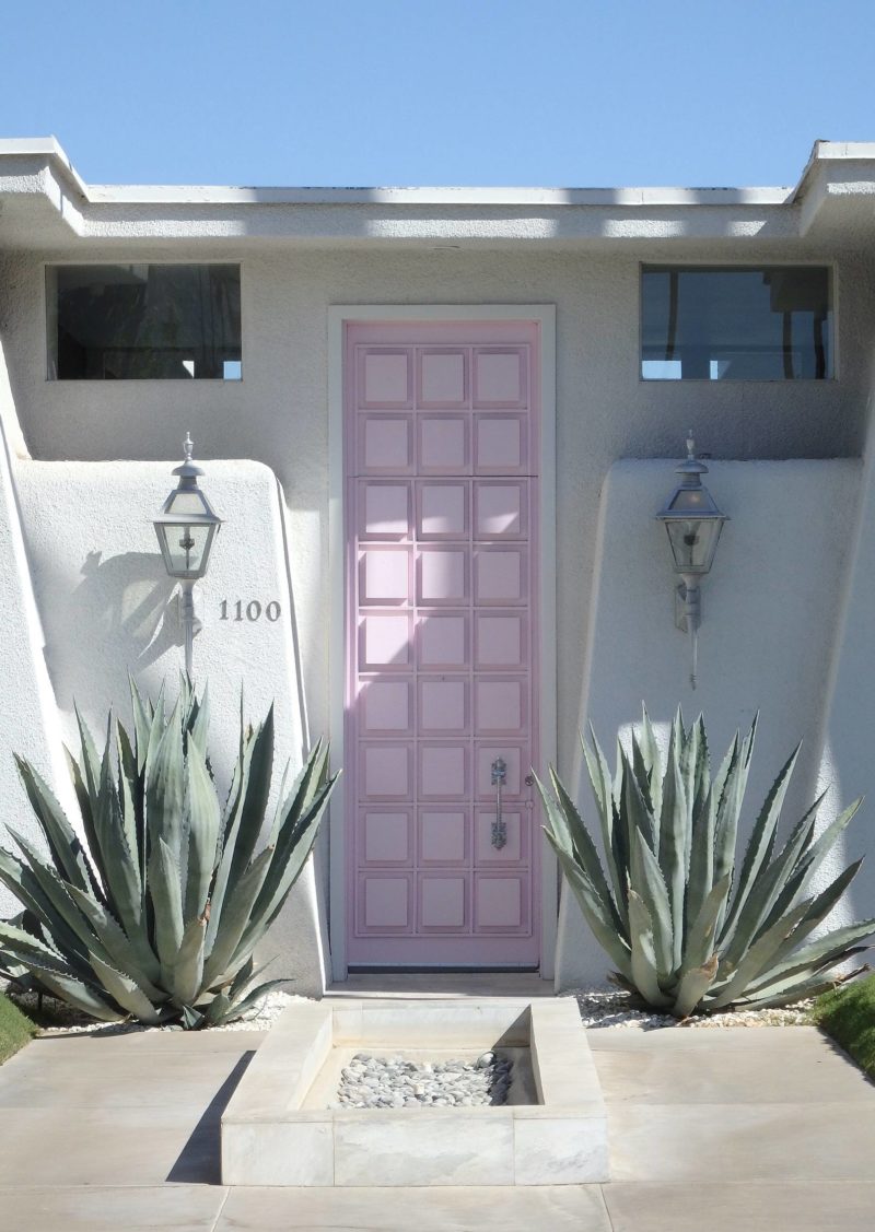 USA Travel InspirationCalifornia Dreaming in Palm Springs and that pink door which makes everyone go crazy on instagram! If you love retro architecture then you're going to fall in love with Palm Springs; there aren't a lot of things to do but it makes a relaxing stop on your California Road Trip...I've included some gluten free restaurant tips as well so you won't go hungry on your next vacation. I'm so glad to have ticked Palm Springs off my North America bucket list...click to read all my travel tips for Palm Springs.