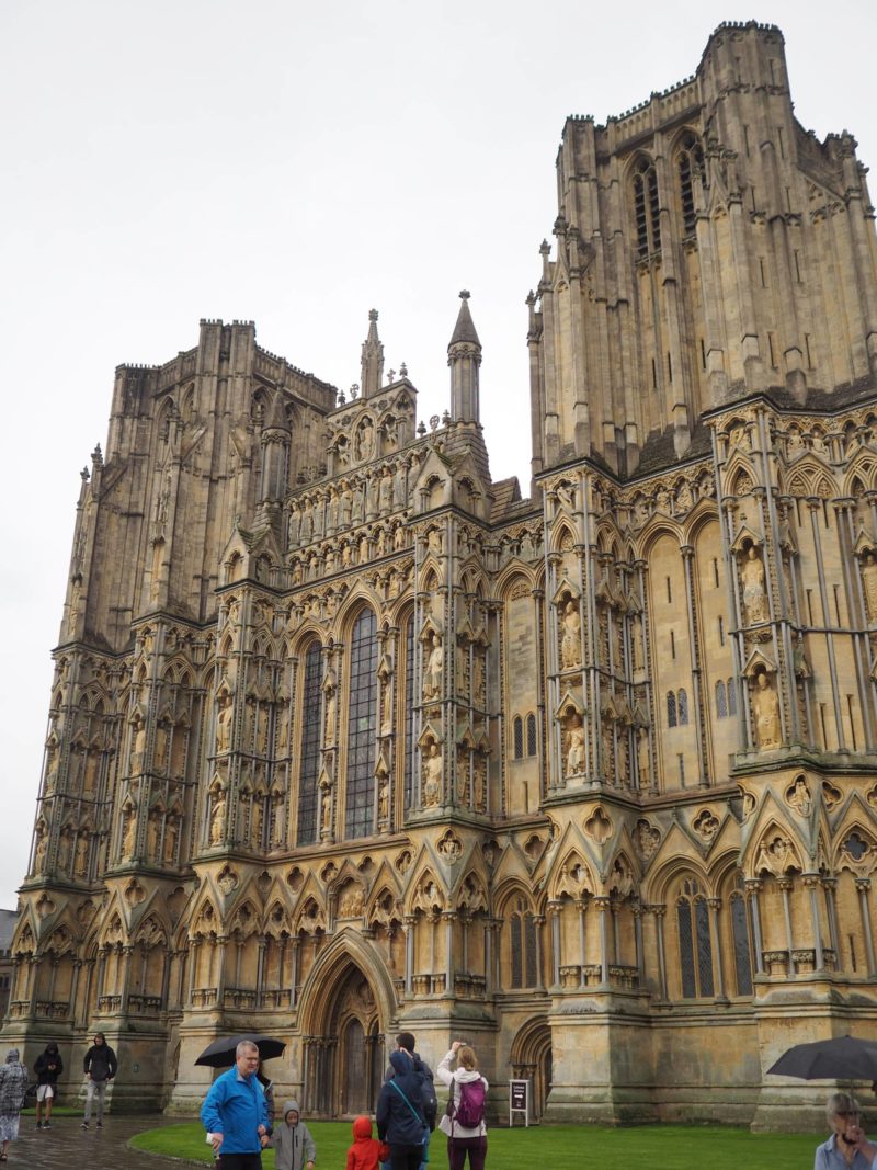 England Travel InspirationExploring Wells, Somerset. I managed to tick off England's smallest city from my UK bucket list. Home to a beautiful cathedral and a Palace; this tiny city is a perfect day trip from London. Pop over to the blog to see my travel tips and more photos of Wells.